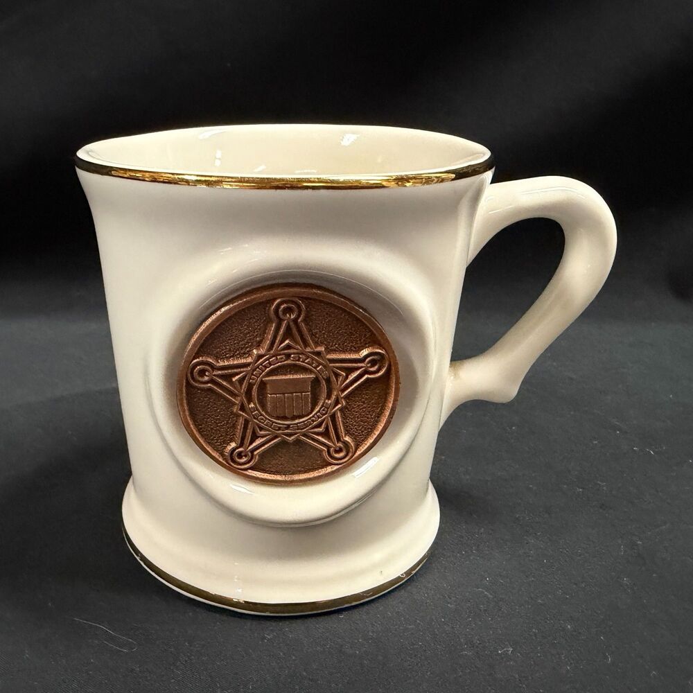 United States Secret Service Gold Star Ceramic Coffee Mug 4” x 4”